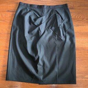 Elie Tahari Black Wool Pencil Skirt Women’s Lined Knee Front Ruffle Size 10